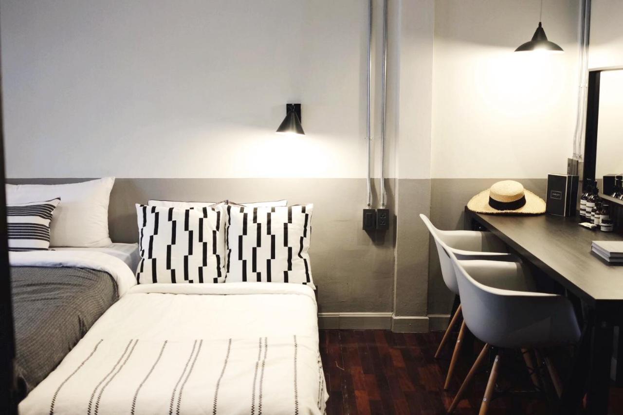 Villa Aridom Designer Loft House Bangkok Exterior foto